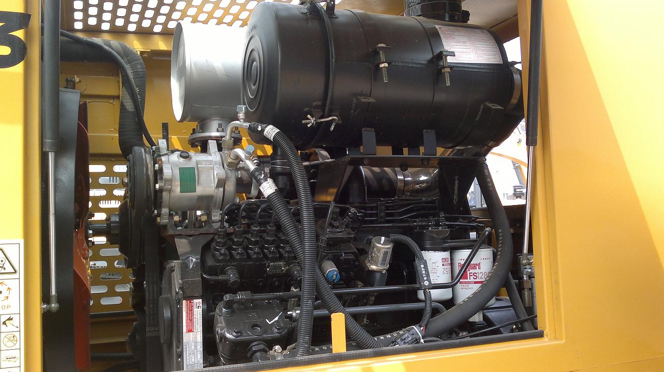 cummins engine for loader.jpg