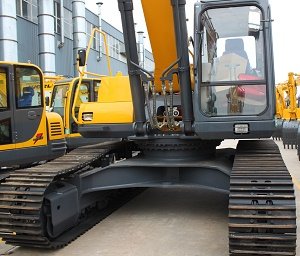 excavator strong structure.jpg