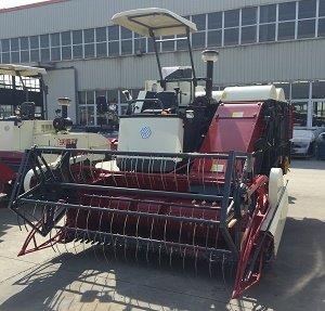 harvester reel and auger.jpg